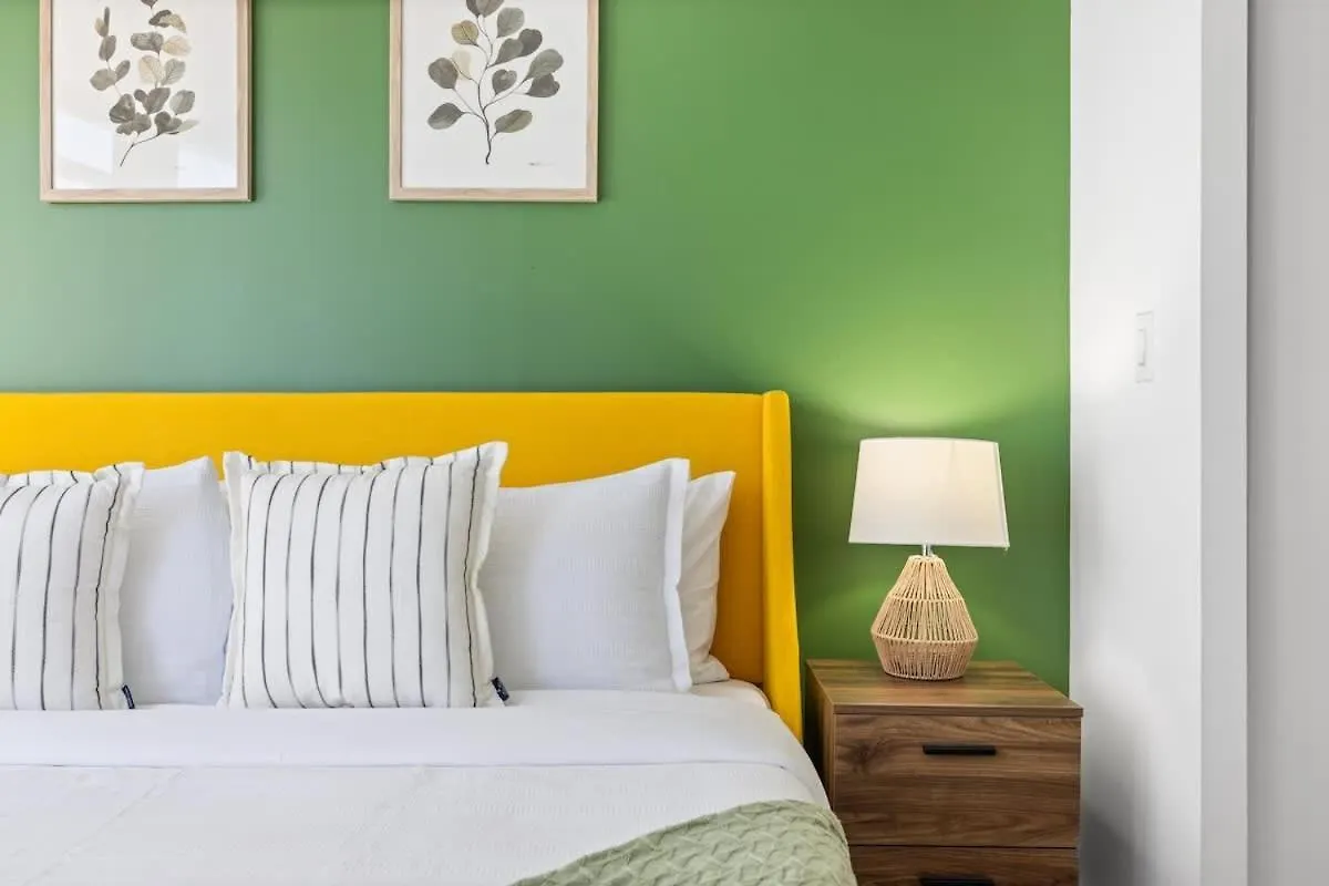 Sun-Filled Downtown Condo By Toronto'S Sports Hub Toronto