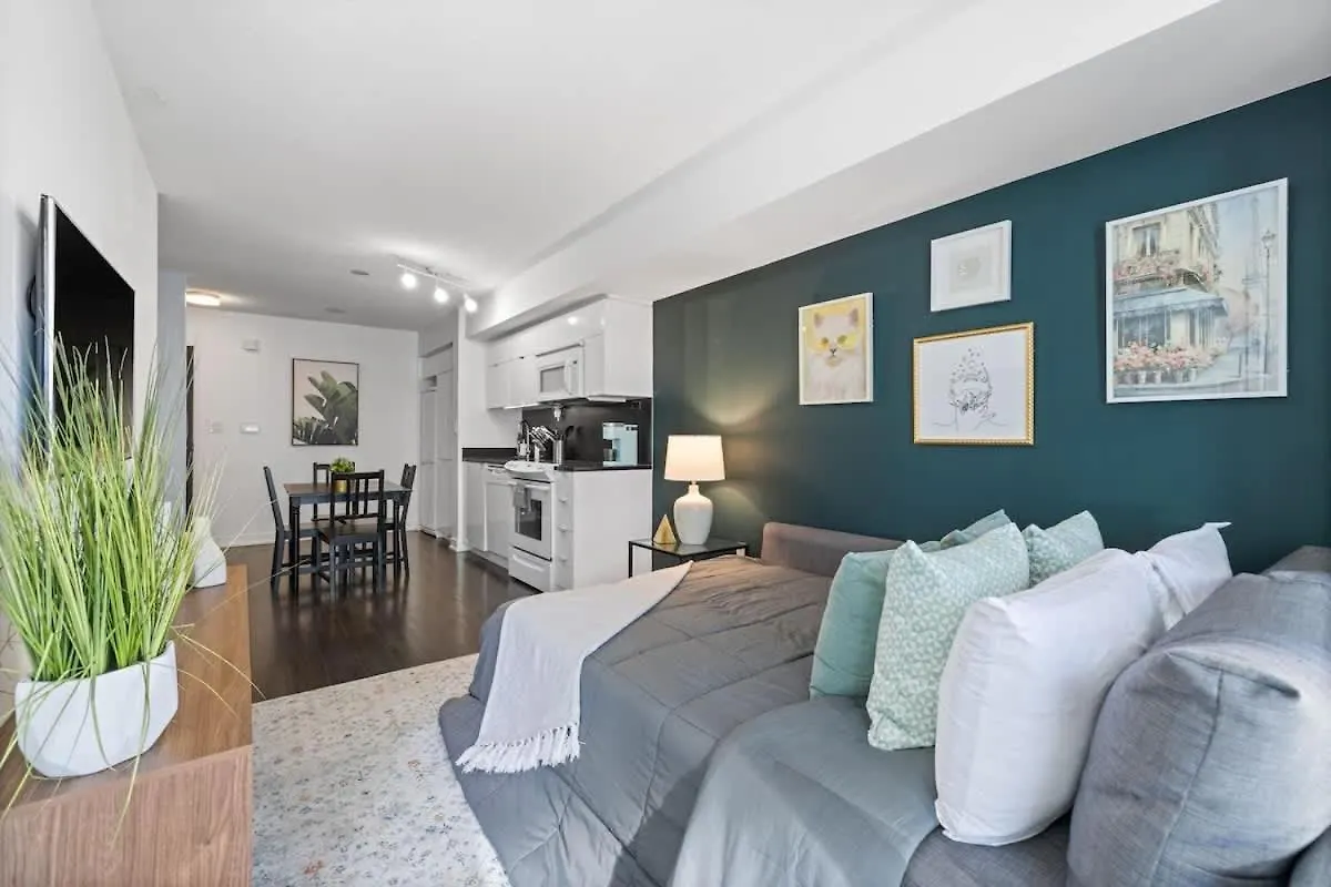 Sun-Filled Downtown Condo By Toronto'S Sports Hub Apartment Toronto